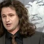 ‘Majka me rodila u Zagrebu i otišla. Oca sam vidio 6 puta u životu’: Životna priča poznatog pjevača tjera suze na oči ‘Majka me rodila u Zagrebu i otišla. Oca sam vidio 6 puta u životu’: Životna priča poznatog pjevača tjera suze na oči - featured image