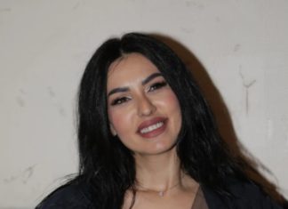 SEVALE BRADAVICE: Tanja Savić pevala bez gaća i brusa! Šta joj se desilo, pokazala previše!!! SEVALE BRADAVICE: Tanja Savić pevala bez gaća i brusa! Šta joj se desilo, pokazala previše!!! - featured image